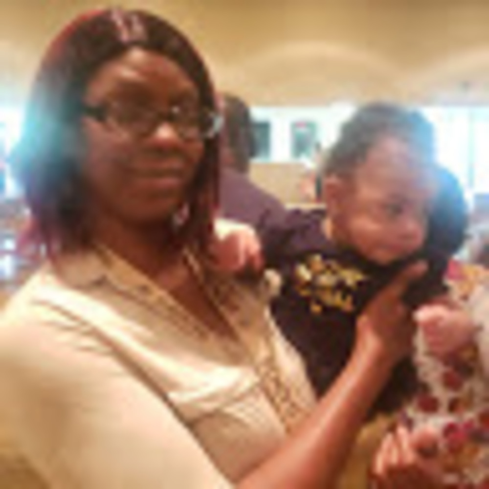 Meet your Posher, Cleo